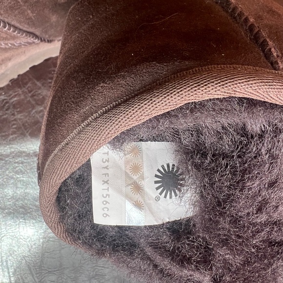 UGG Women's Classic Short II   Size  5  (EXCELLENT CONDITION) Burnt Cedar - Picture 9 of 12